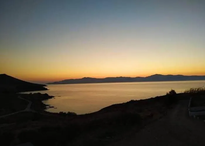 Blue Horizon - Unobstructed Sea View Villa *